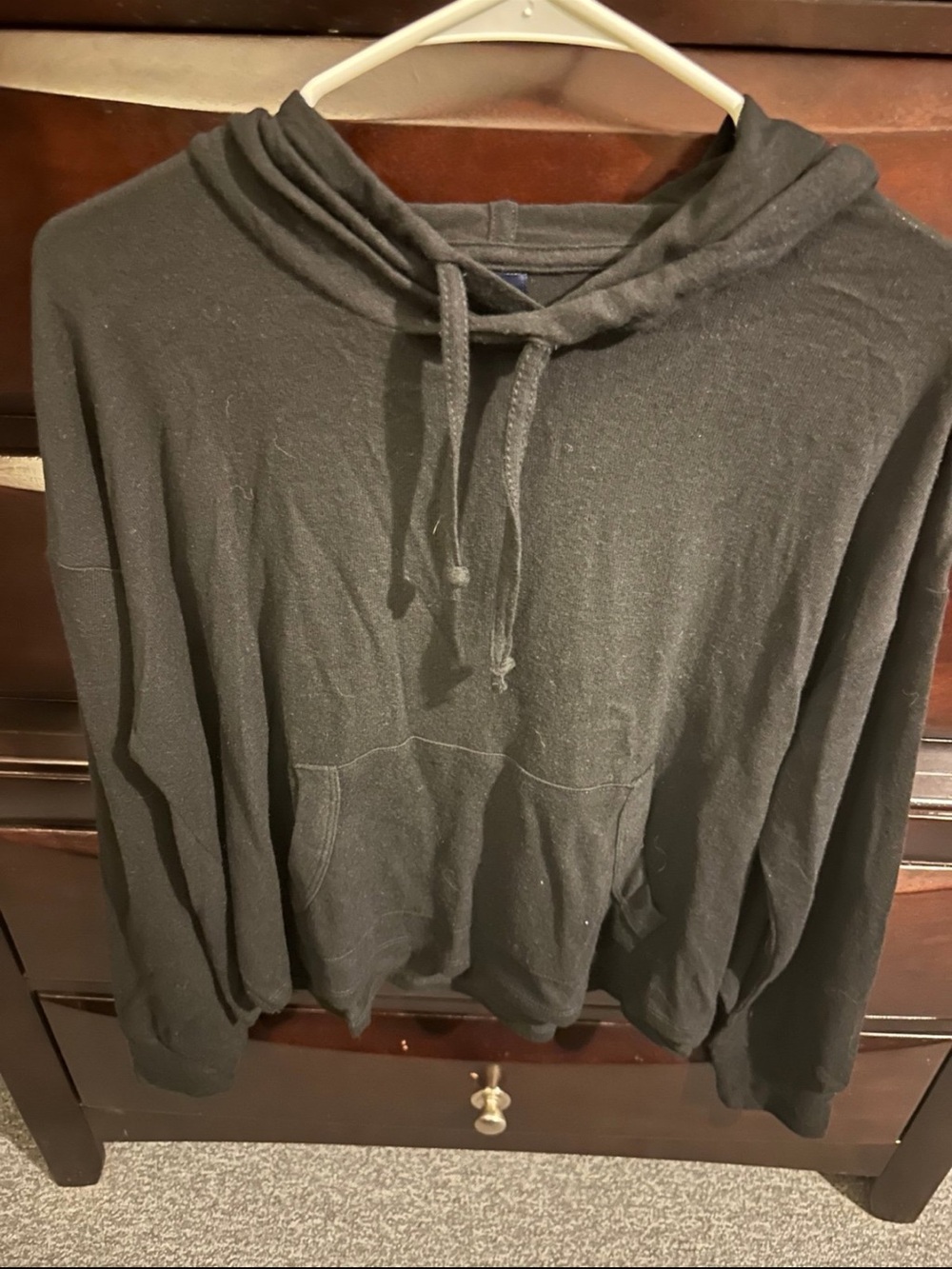 GAP Women's Cropped Long-Sleeve Shirt with Drawstring Hood